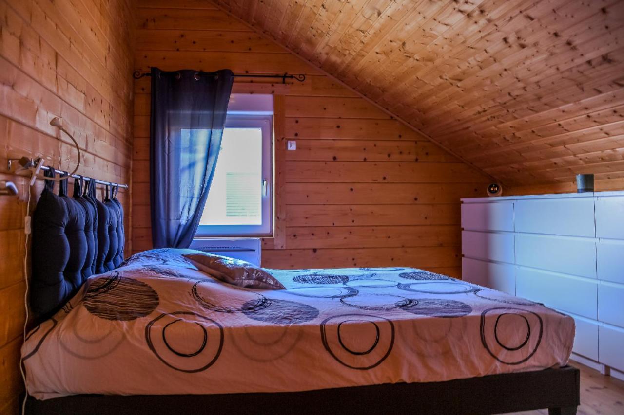 Insolite Maison Bois, Wifi, Streaming Au Coeur De L'argonne Et Des Batailles De Verdun